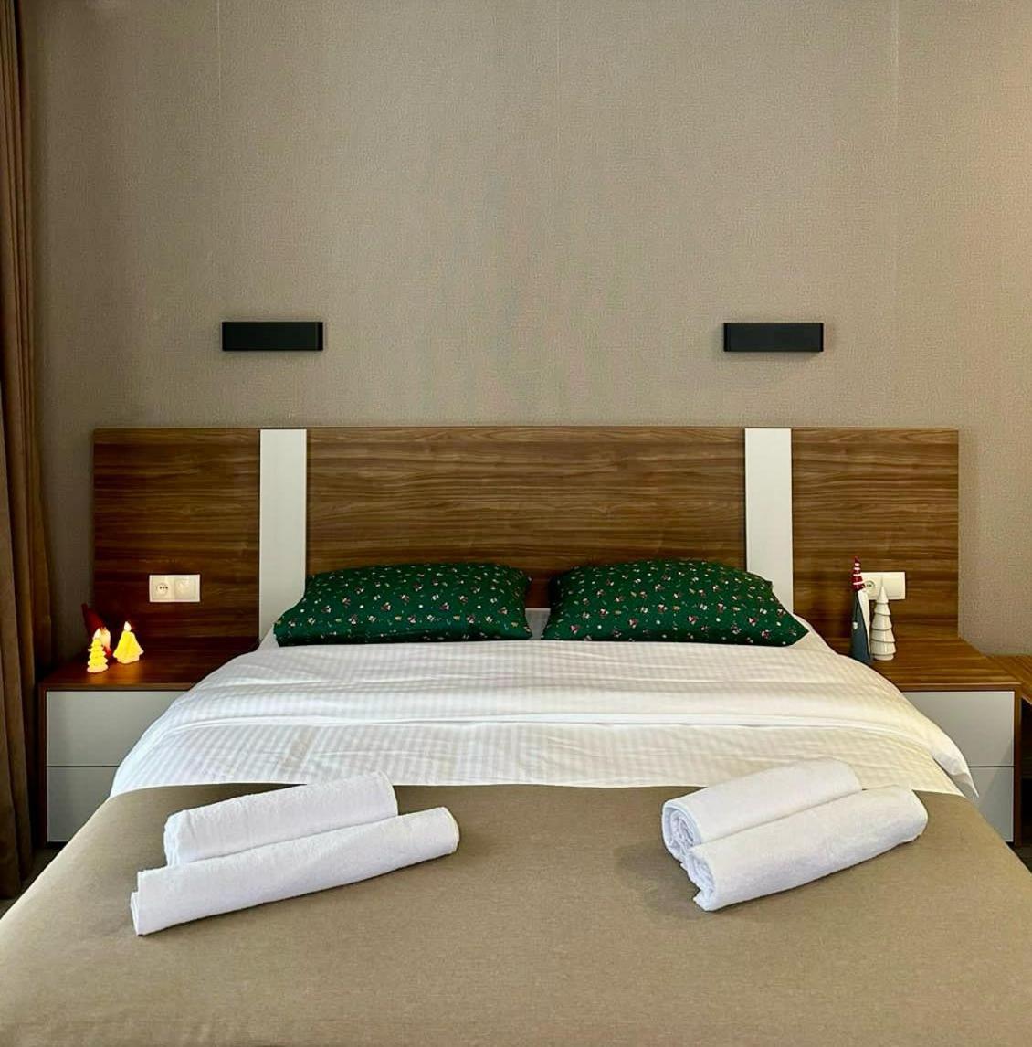 Crystal Wood 401 * باكورياني
